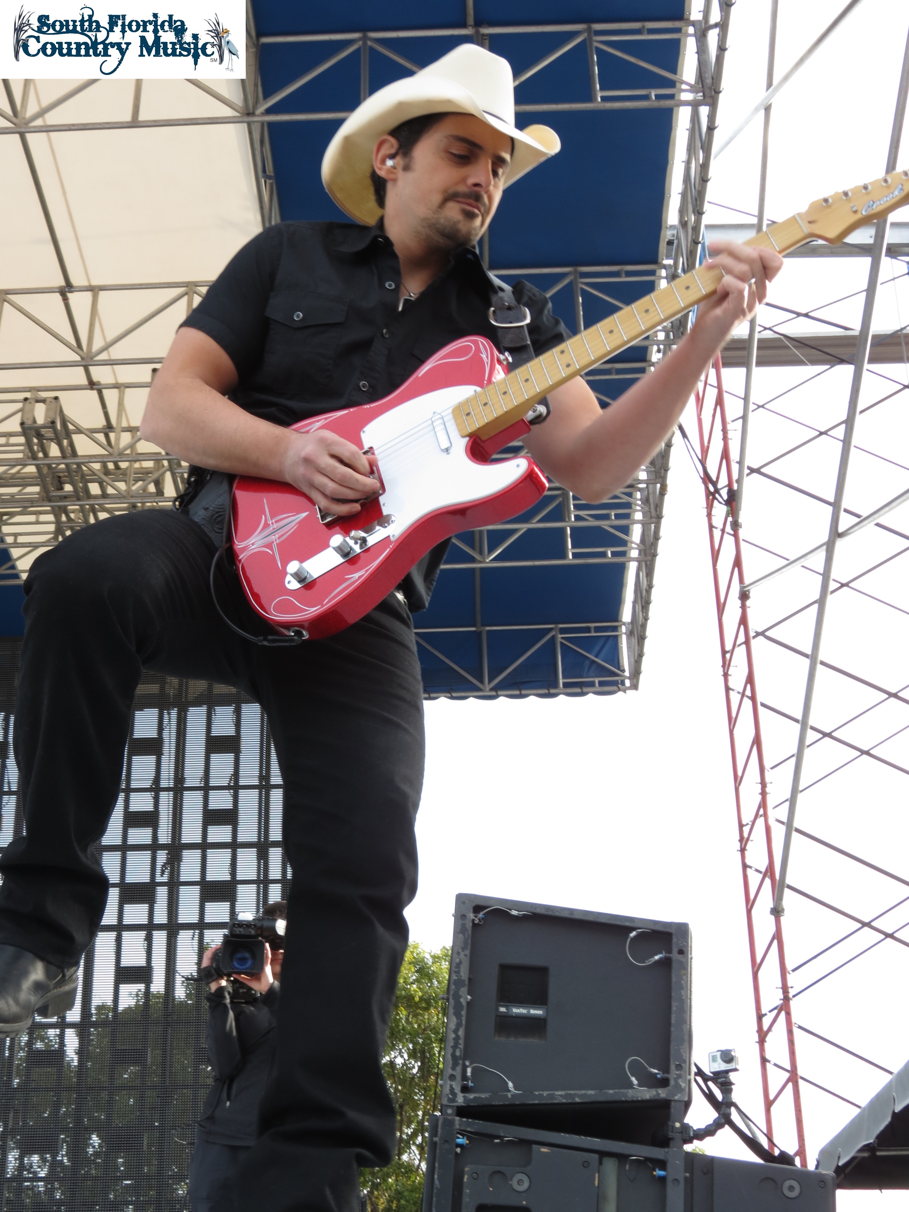 Music Video ” Country Nation” by Brad Paisley Hometown Country Music